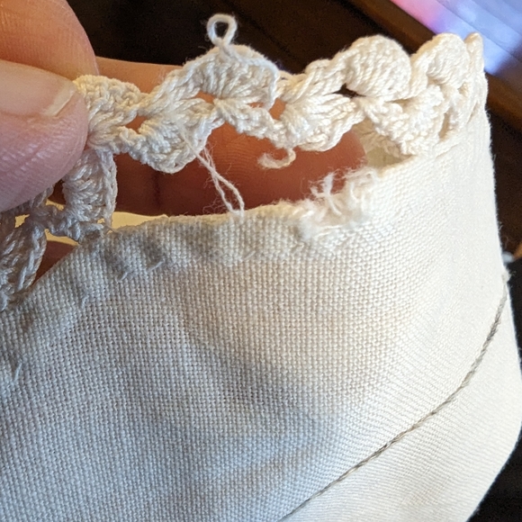 3/$30. Vintage hand embroidery table runner. - Picture 4 of 4